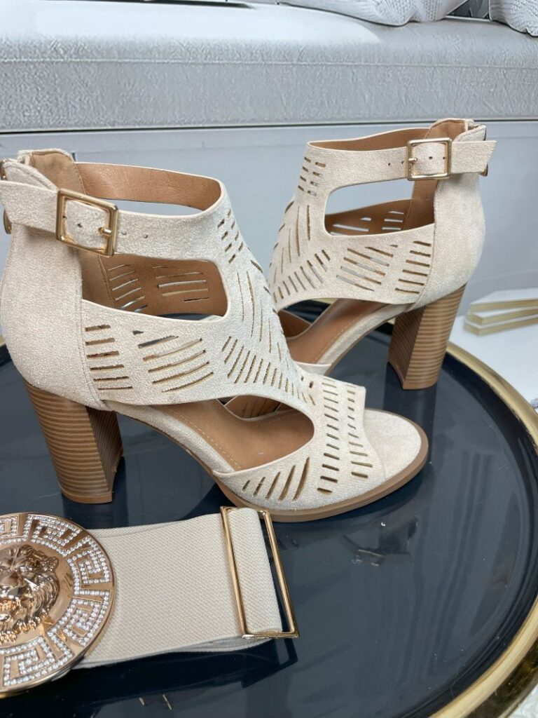 Ażurowe Botki z odkrytym Palcem i Piętą Beż