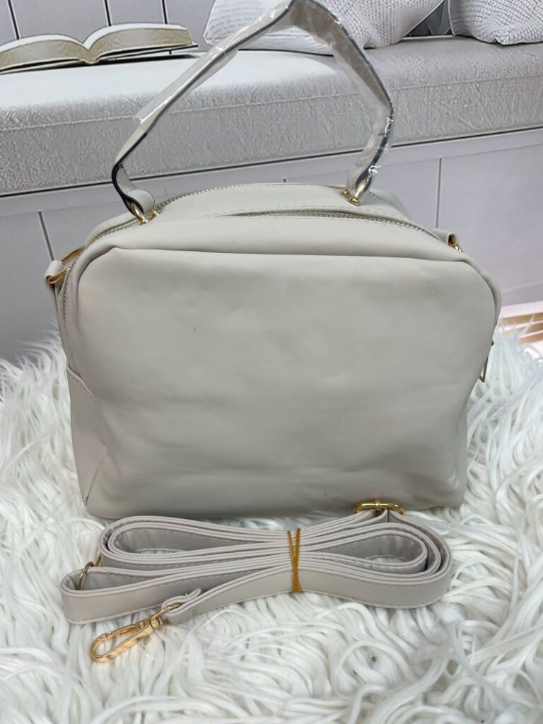 Listonoszka Pikowana Szara Listonoszka Pikowana Szara