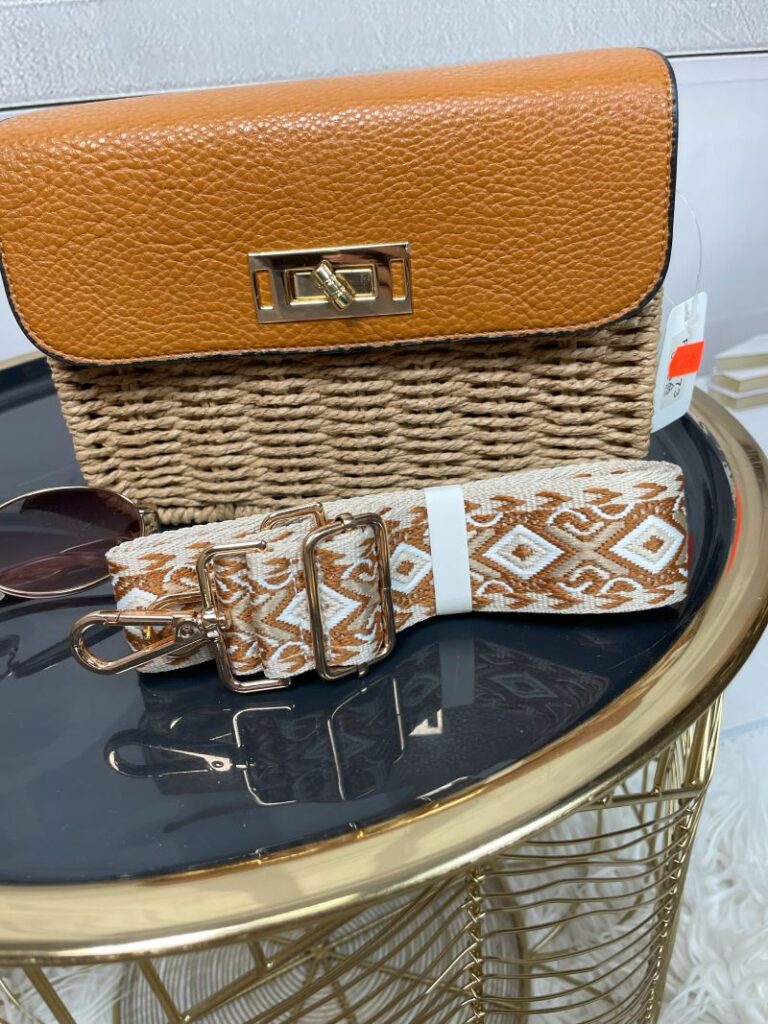 Koszyczek Słomkowy Kamel