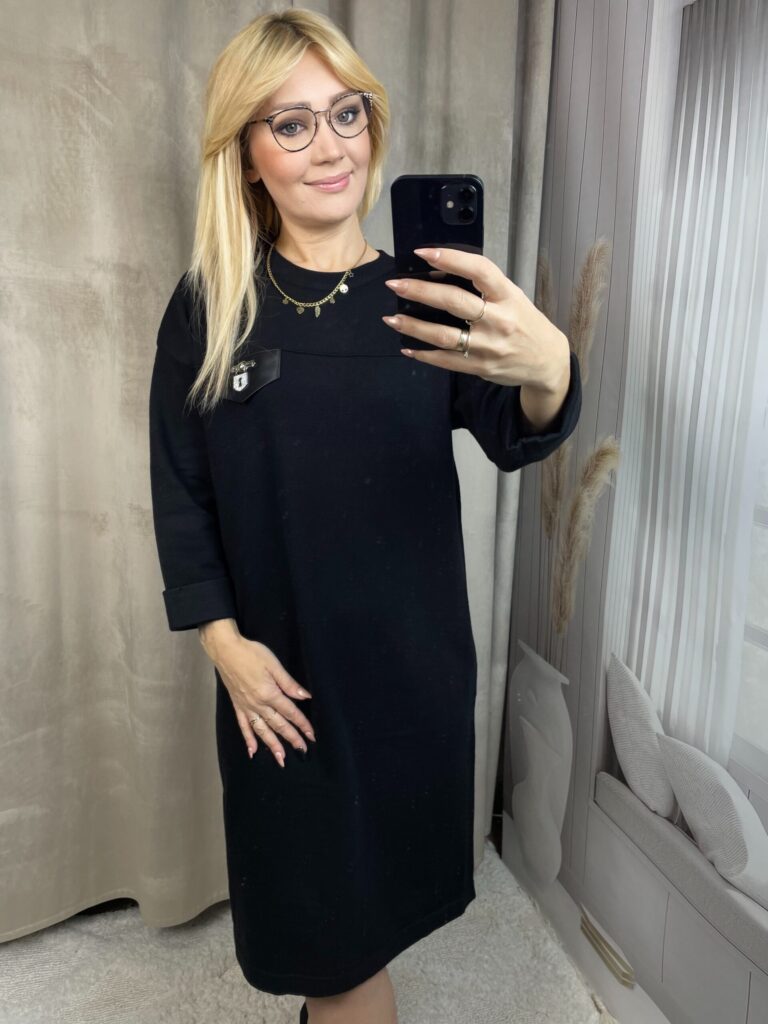 Sukienka z Grubej Dzianiny Czarna