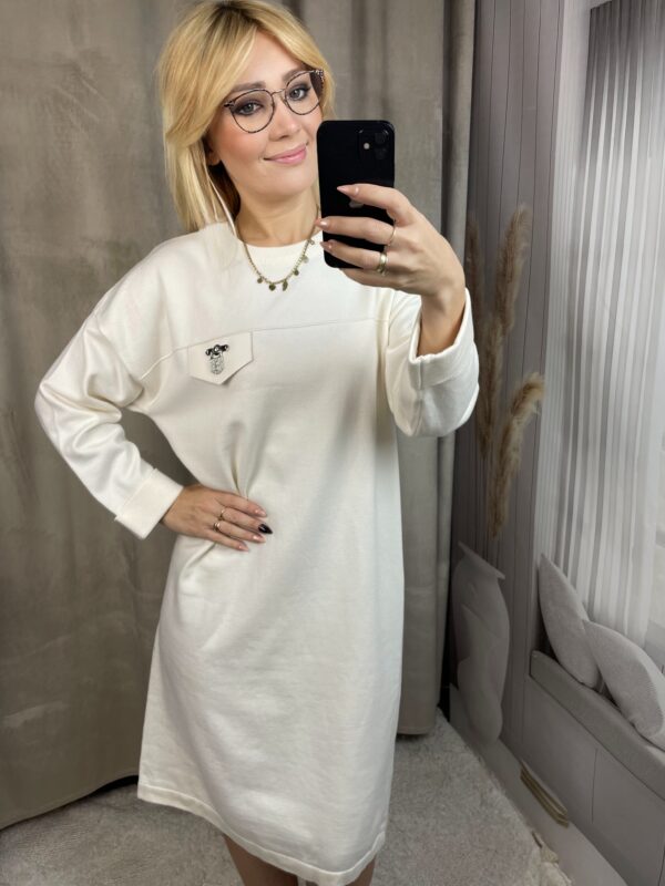 Sukienka z Grubej Dzianiny Śmietanka