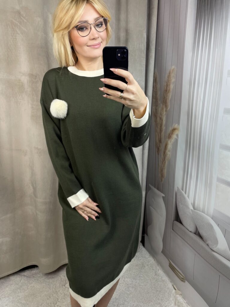 Sukienka z Broszką z Grubej Dzianiny Oliwka