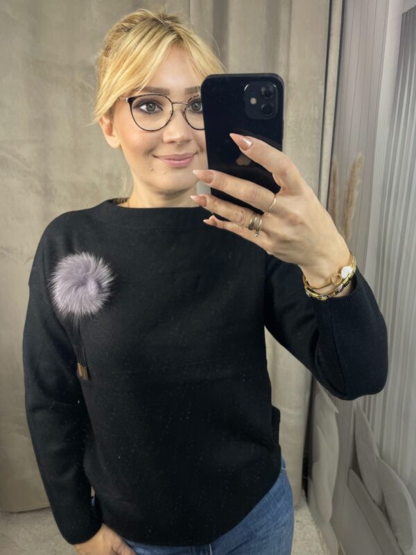 Sweter z Kaszmirem i Broszką Czarny