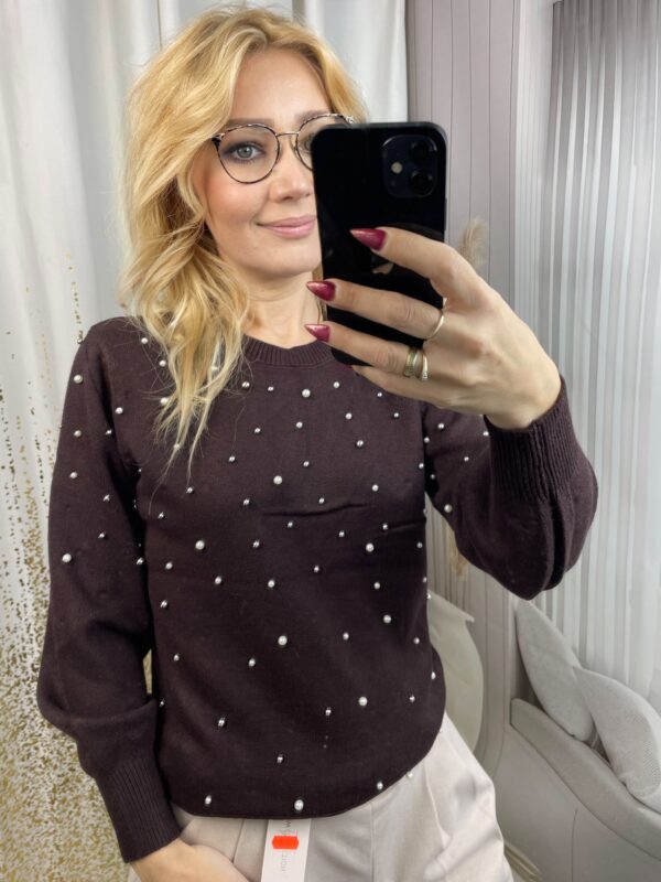 Sweter z Perełkami Czekolada