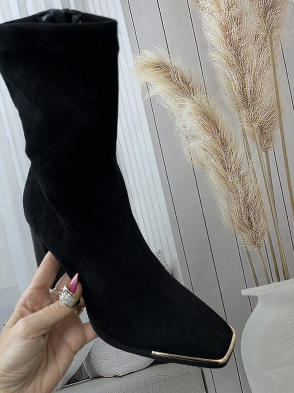 Botki z Eko-Zamszu na Słupku Czarne