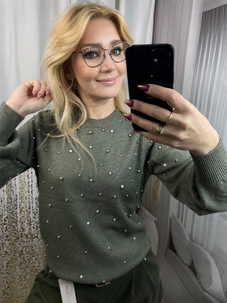 Sweter z Perełkami Oliwka