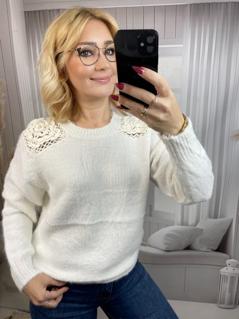 Sweter z Ażurową Wstawką Śmietanka