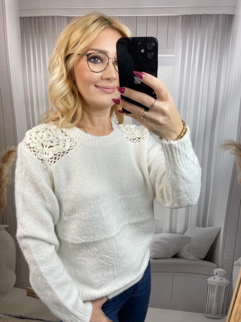 Sweter z Ażurową Wstawką Śmietanka