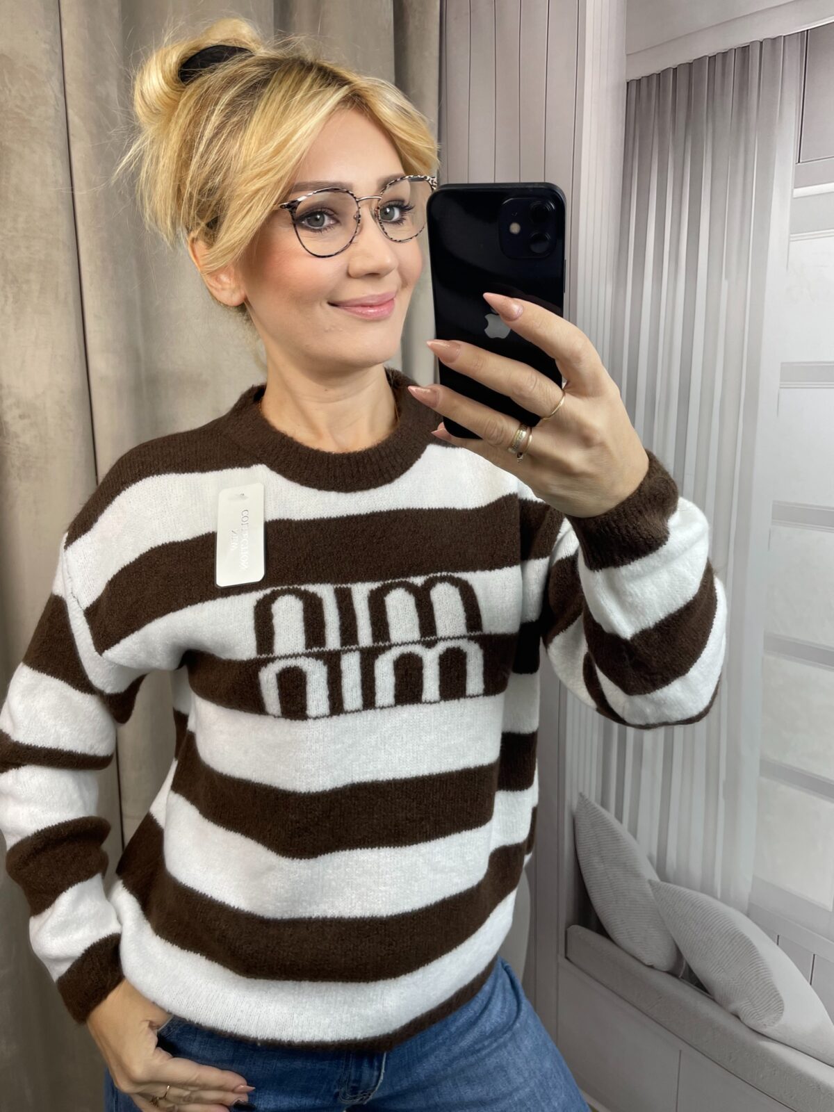 Sweter MIN MIN Czekoladowo-Biały