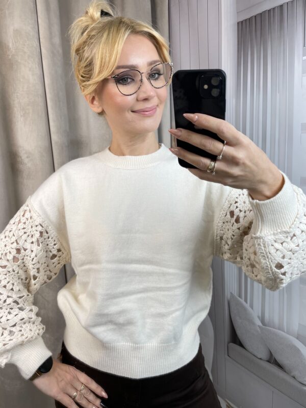 Sweter z Rękawem z Gipiury Śmietanka
