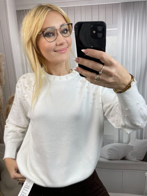 Sweter z Perełkami Śmietankowy