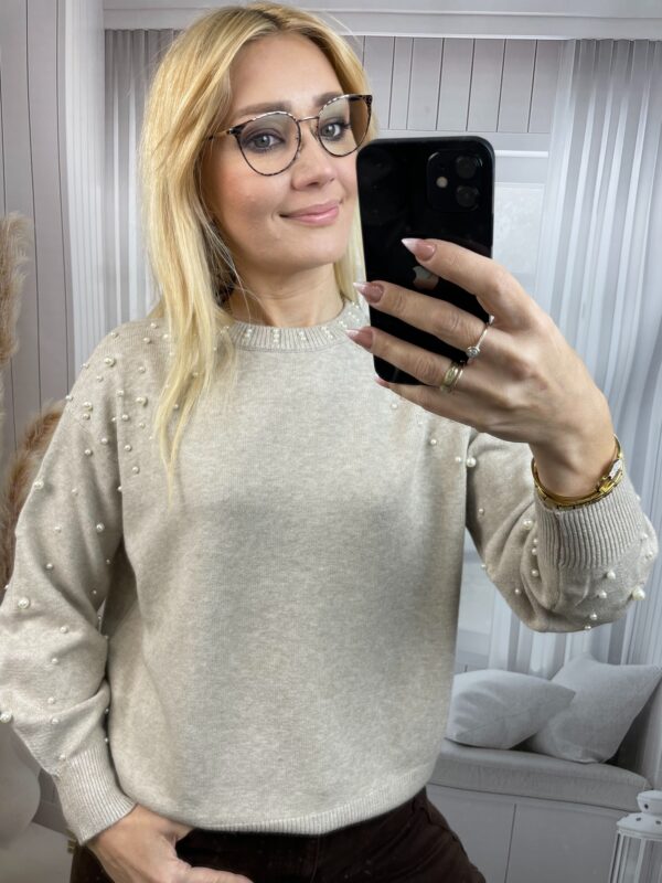 Sweter z Perełkami Beż