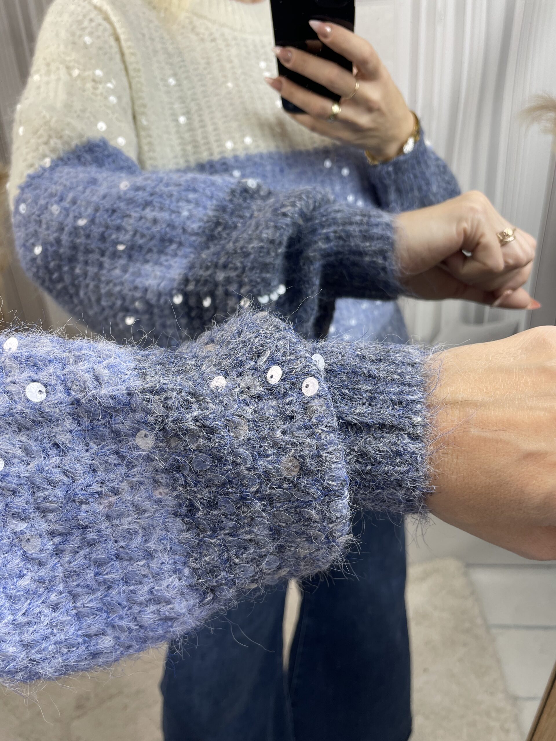 Sweter z Połyskującym Przodem Błękitno-Niebieski - obrazek 4