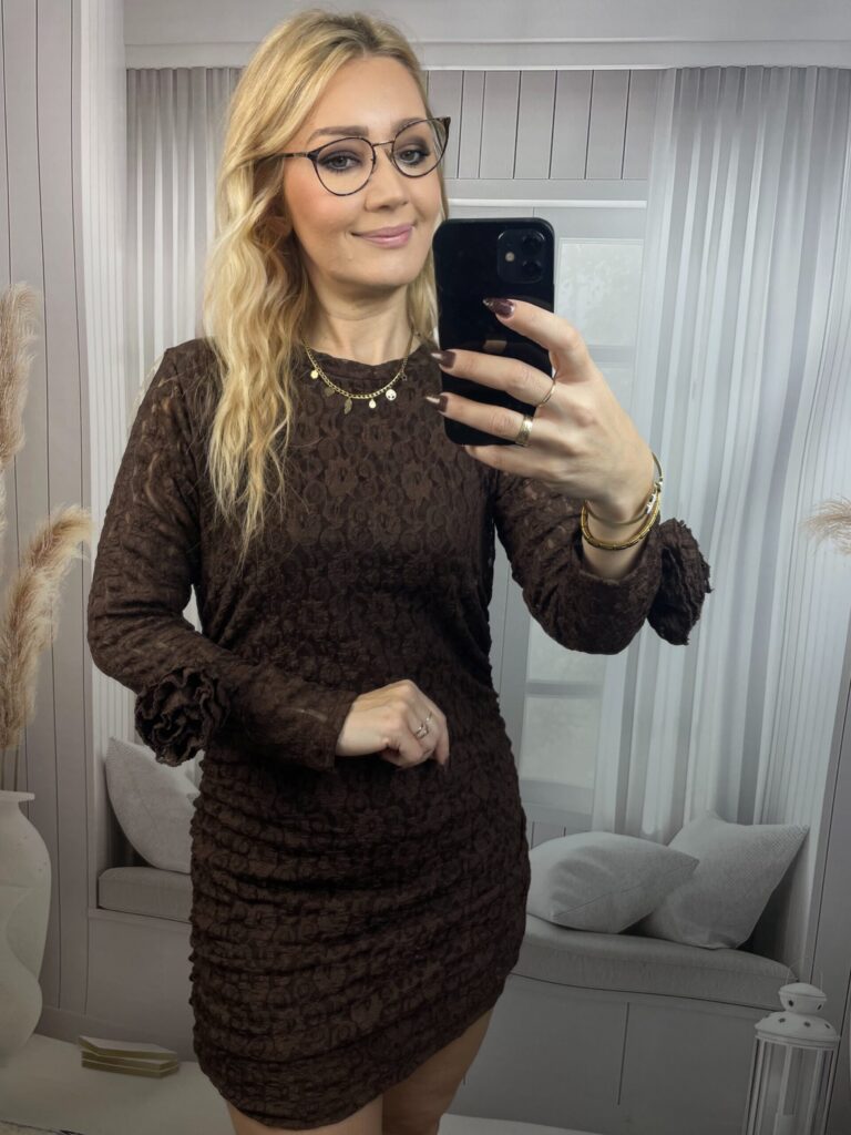 Sukienka Mini Koronkowa z Różą Czekolada