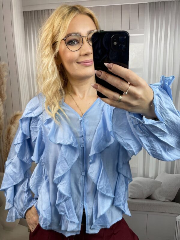 Bluzka z Żabotem i Falbanami Błękit