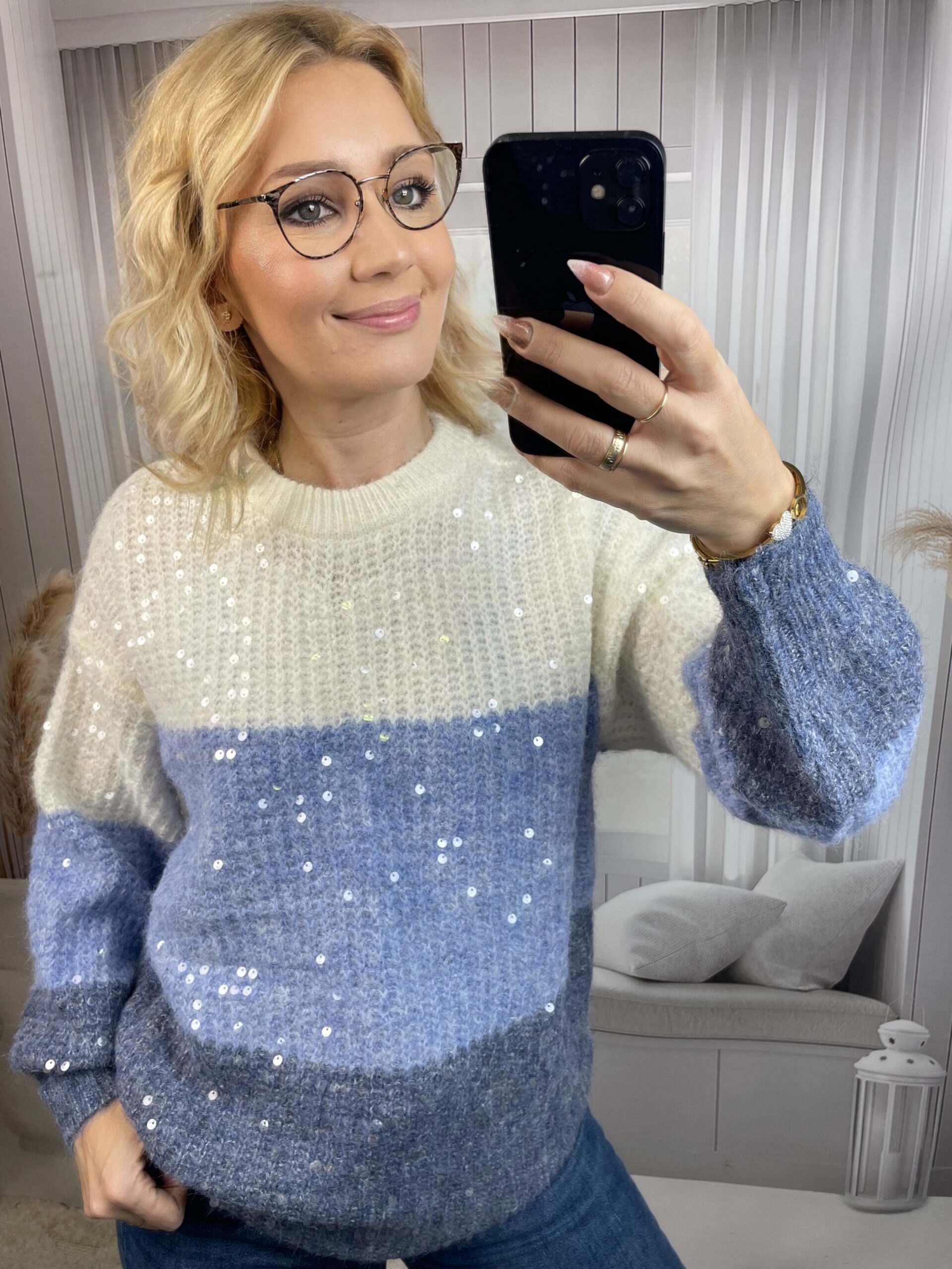 Sweter z Połyskującym Przodem Błękitno-Niebieski