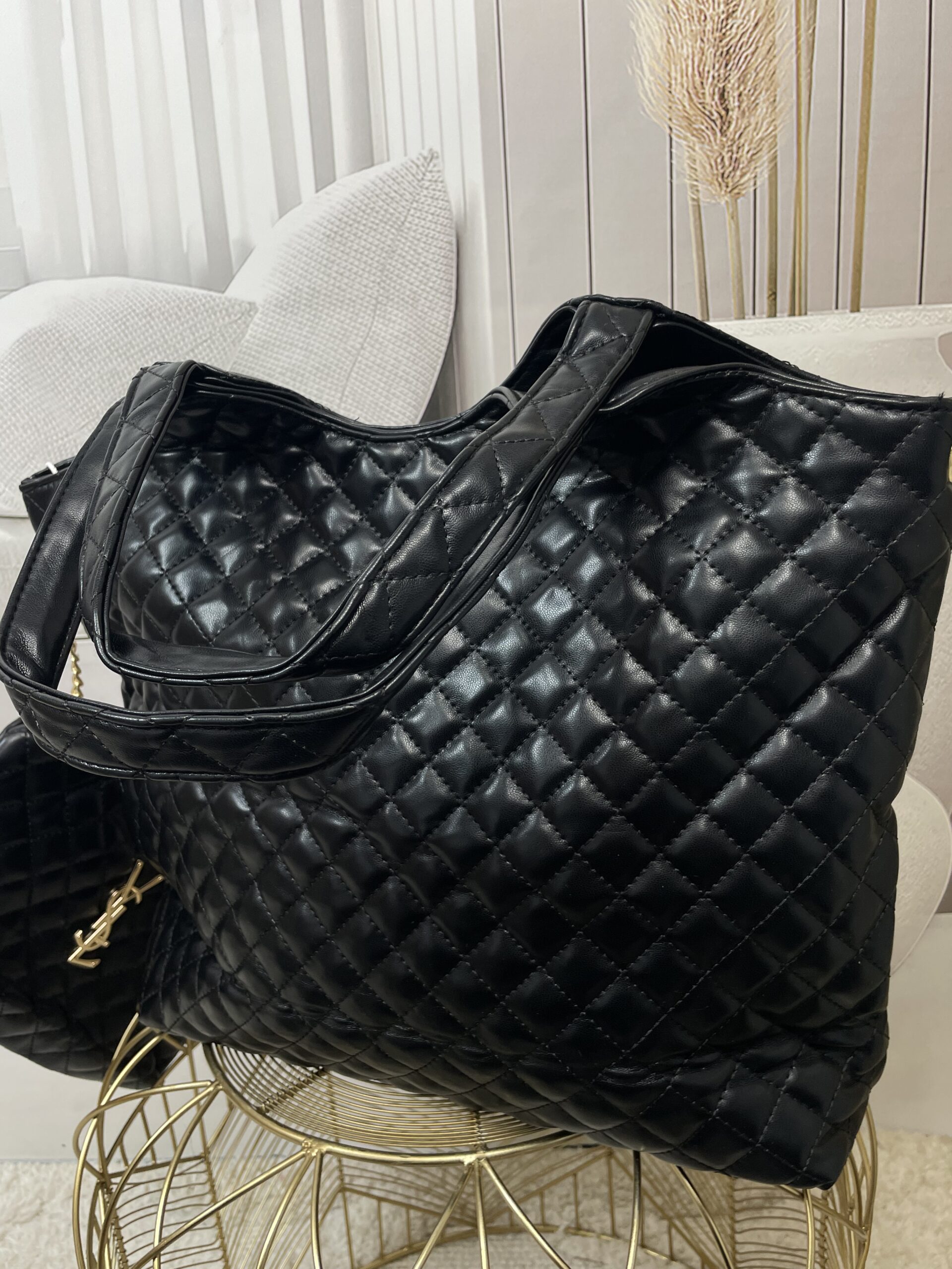 Torebka Pikowana z Logowaniem Czarna - obrazek 3