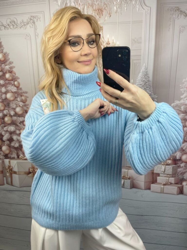 Golf Prążkowany z Rękawem Dzwonkowym Błękit