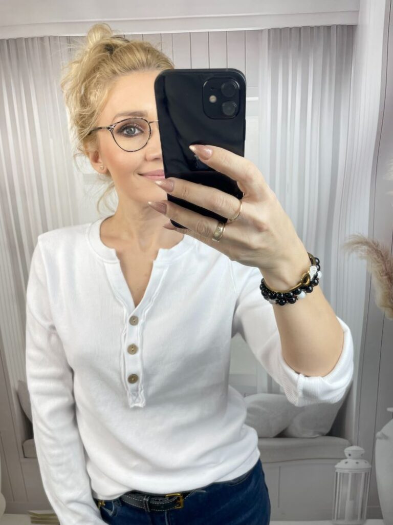 Bluzka Basic Prążkowana Biała Bluzka Basic Prążkowana Biała