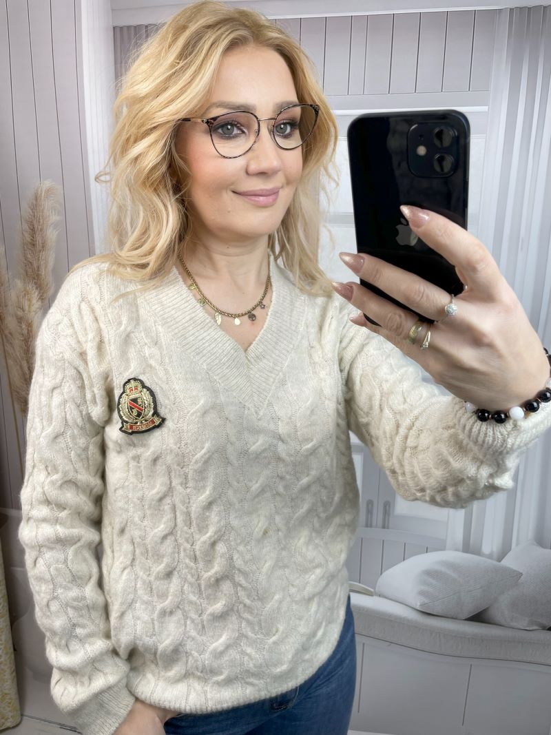 Sweter Wrabiany z Dekoltem V Jasny Beż Sweter Wrabiany z Dekoltem V Jasny Beż