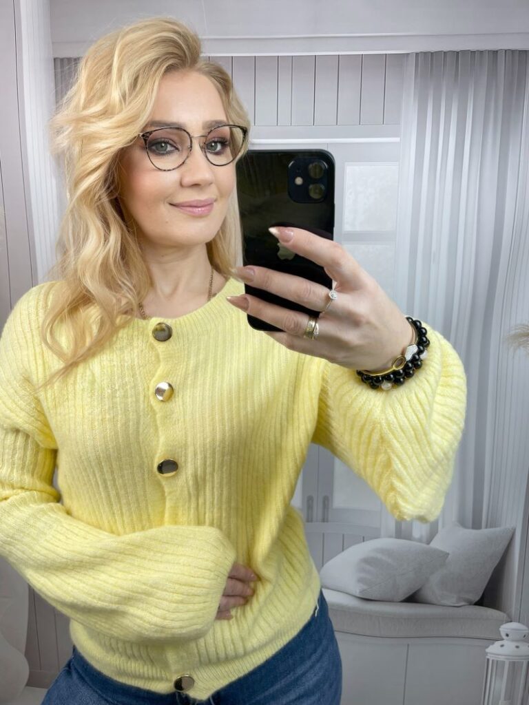 Zapinany Sweter z Rękawem Dzwonkowym Żółty