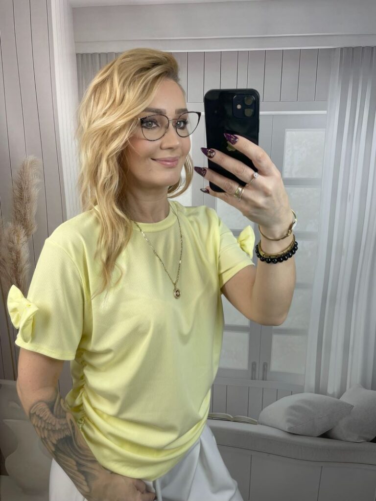 Bluzka Prążkowana z Kokardą Na Rękawie - Żółta