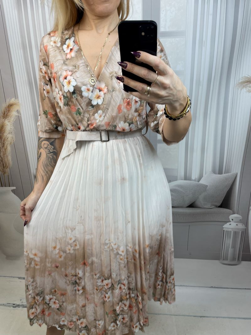 Sukienka Plisowana z Kopertowym Dekoltem Beż Sukienka Plisowana z Kopertowym Dekoltem Beż