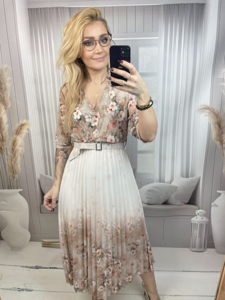 Sukienka Plisowana z Kopertowym Dekoltem Beż