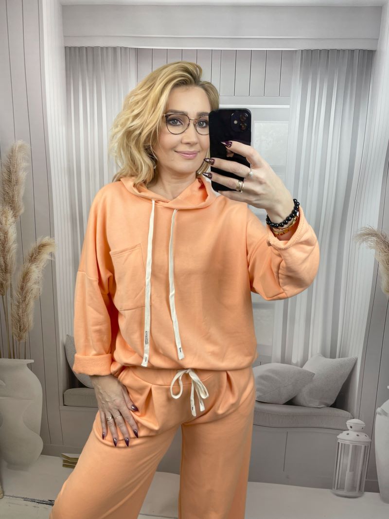 Dres Bawełniany - Brzoskwinia Dres Bawełniany - Brzoskwinia