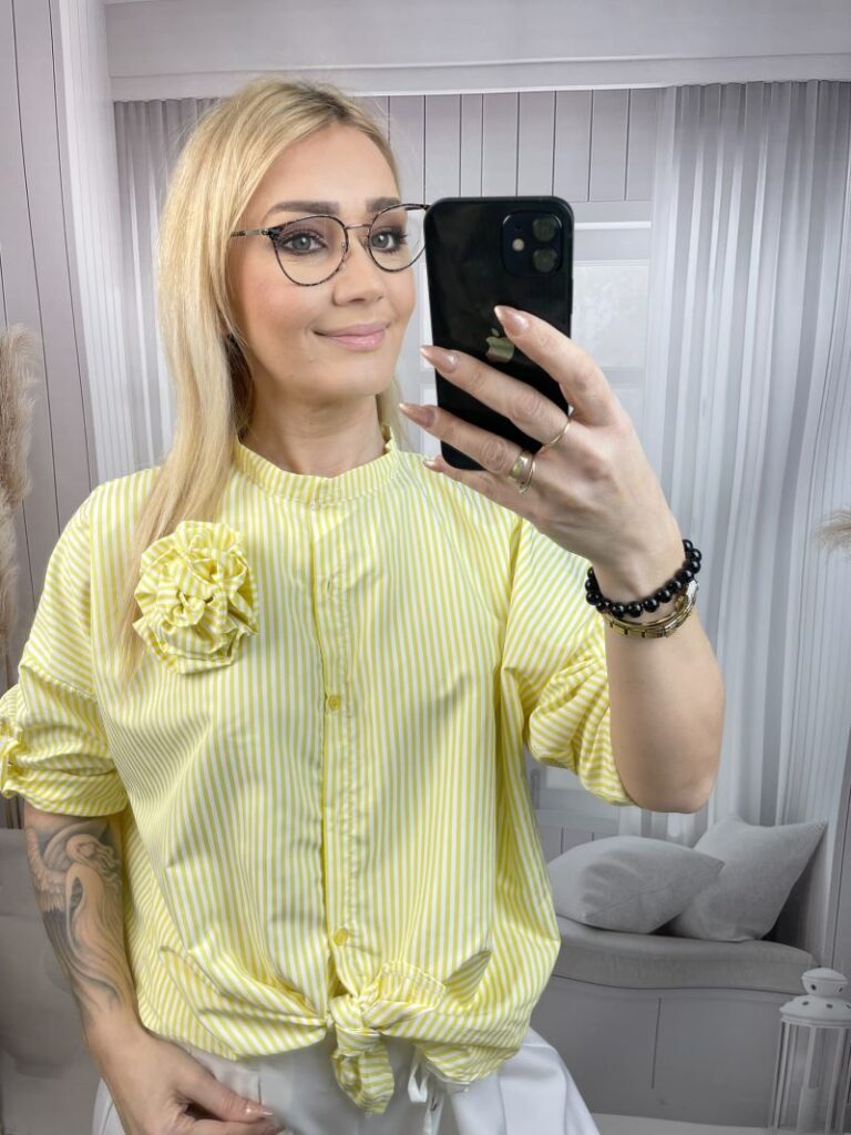 Koszula w Paski z Broszką z Różaną - Żółta