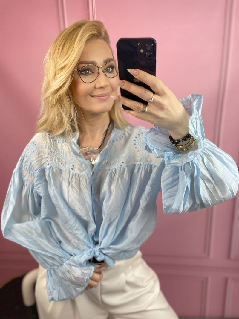 Koszula Transparentna z Haftem - Błękit Koszula Transparentna z Haftem - Błękit