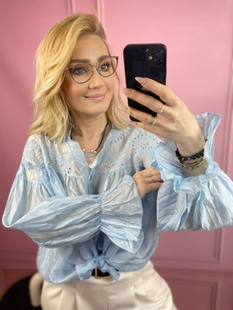 Koszula Transparentna z Haftem - Błękit Koszula Transparentna z Haftem - Błękit