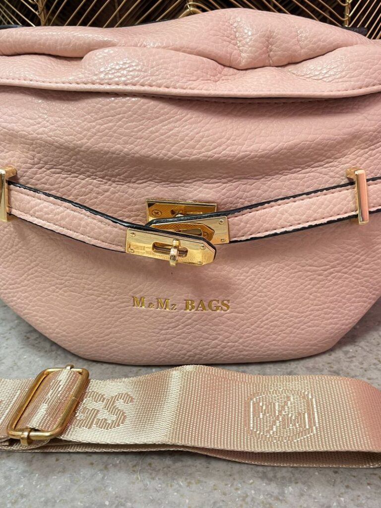 Torebka Listonoszka ze Złotymi Okuciami - Pudrowy Róż