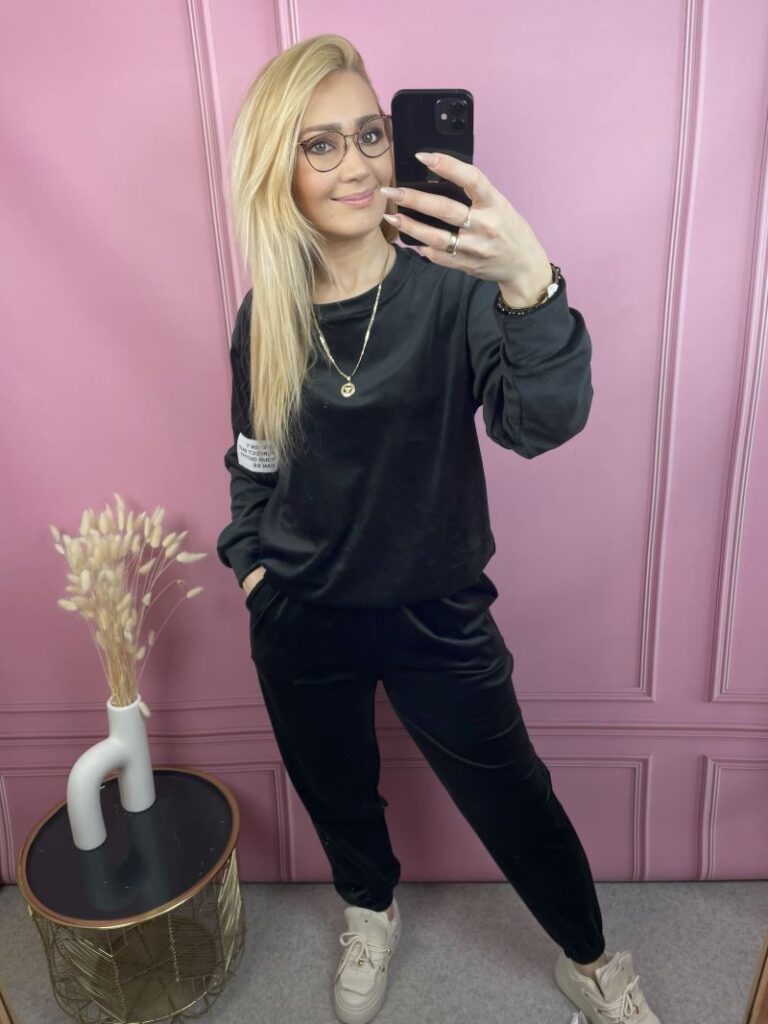 Dres Welurowy - Czarny