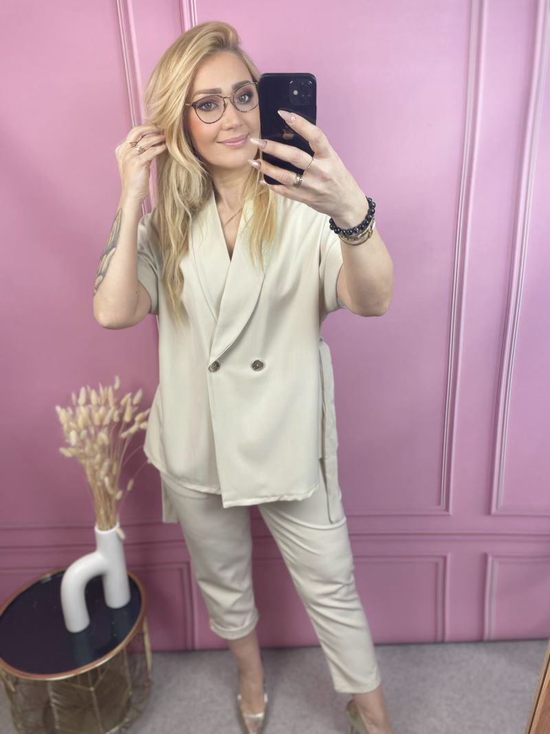 Komplet Kamizelka z Cygaretkami - Beż Komplet Kamizelka z Cygaretkami - Beż