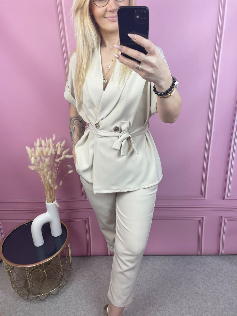 Komplet Kamizelka z Cygaretkami - Beż Komplet Kamizelka z Cygaretkami - Beż