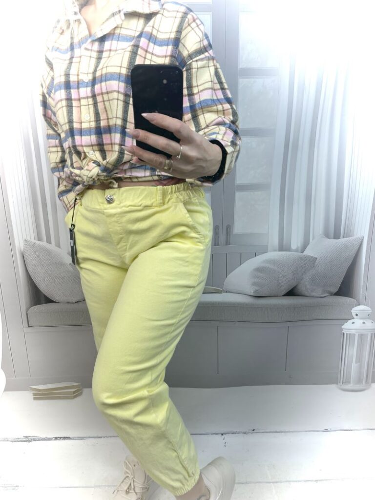 Spodnie Sztruksowe Joggery - Żółte Spodnie Sztruksowe Joggery - Żółte