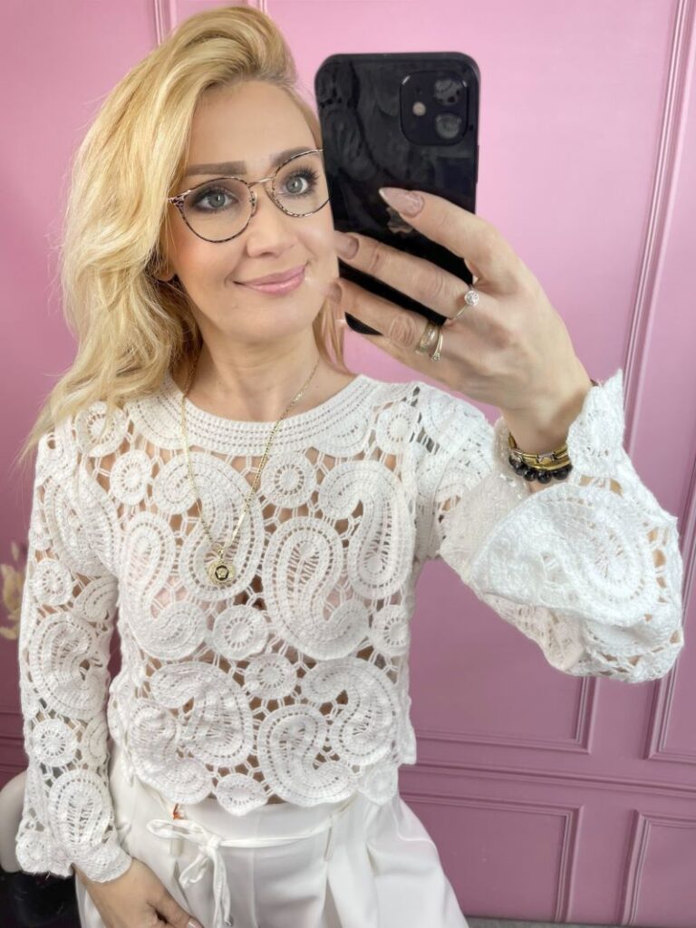 Bluzka Ażurowa z Kwiatami - Biała