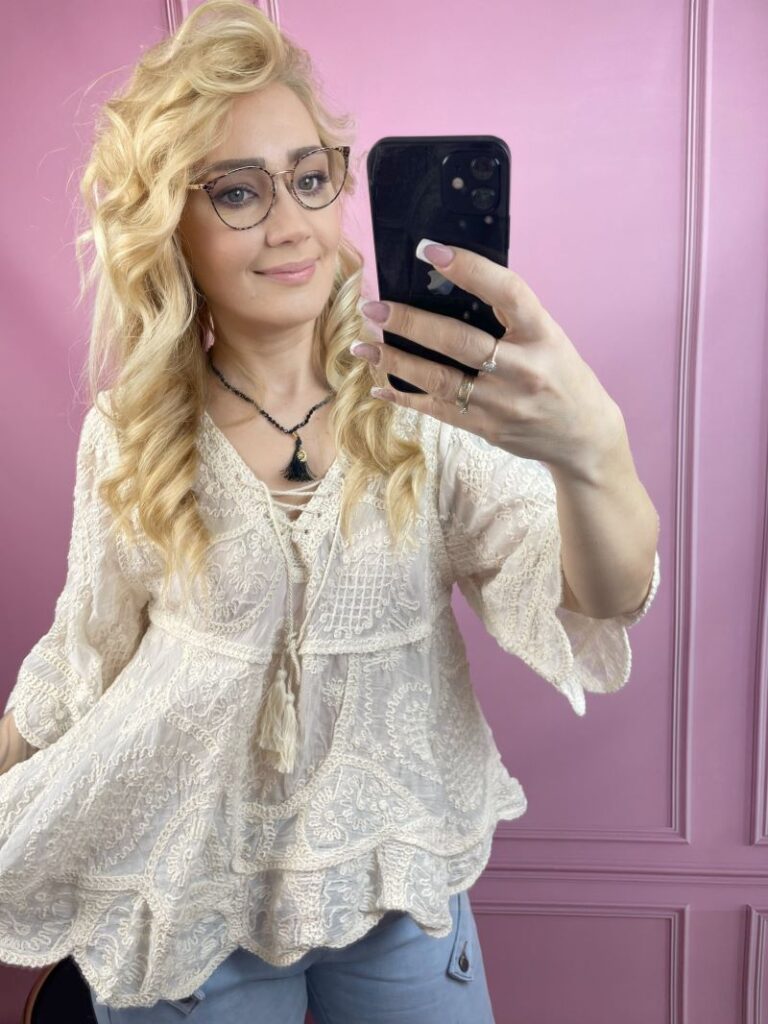 Bluzka Haftowana - Beż