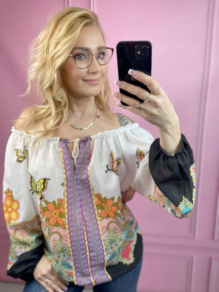 Bluzka Hiszpanka ze Wzorem Indyjskim - Czarny