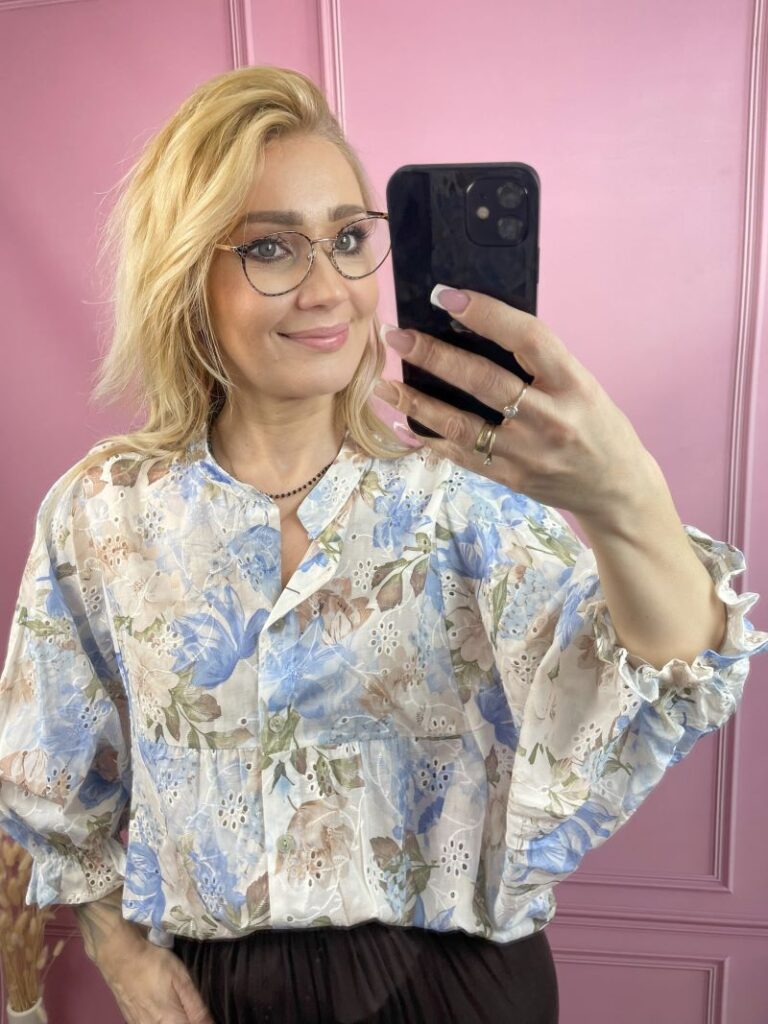 Koszula Haftowana w Kwiaty - Błękit