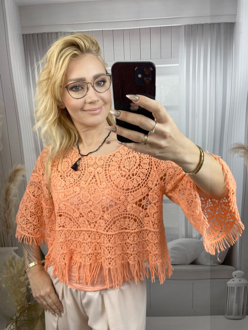 Sweter Ażurowy z Dzwonkowym Rękawem - Brzoskwinia Sweter Ażurowy z Dzwonkowym Rękawem - Brzoskwinia
