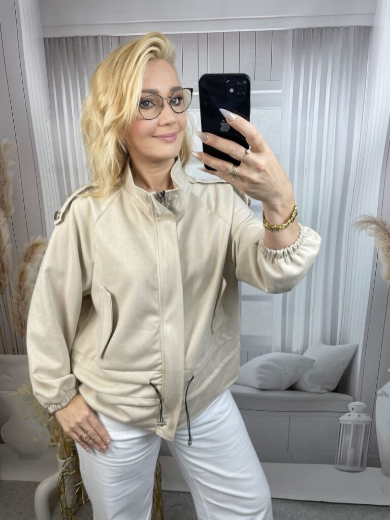 Jesienna Kurteczka z Eko Zamszu - Beż
