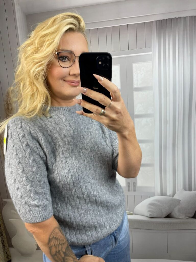 Sweter w Warkocze - Szary