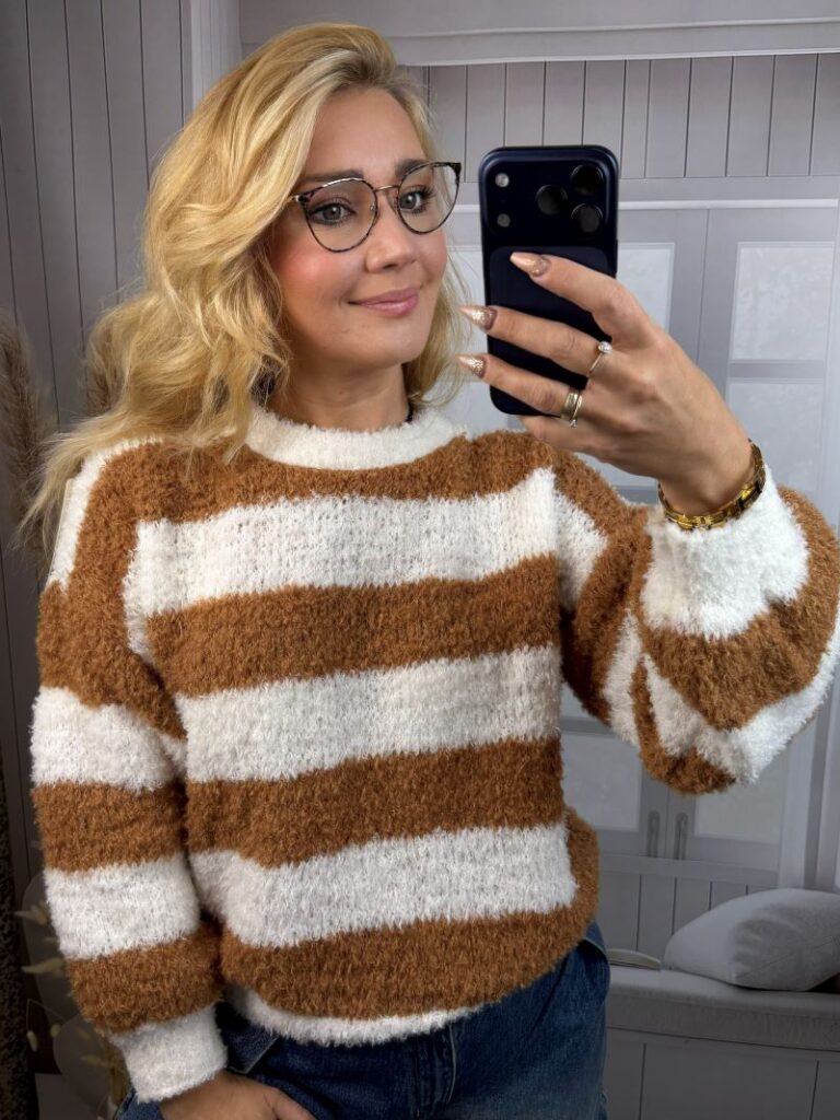 Sweter w Pasy - Rudy Sweter w Pasy - Rudy